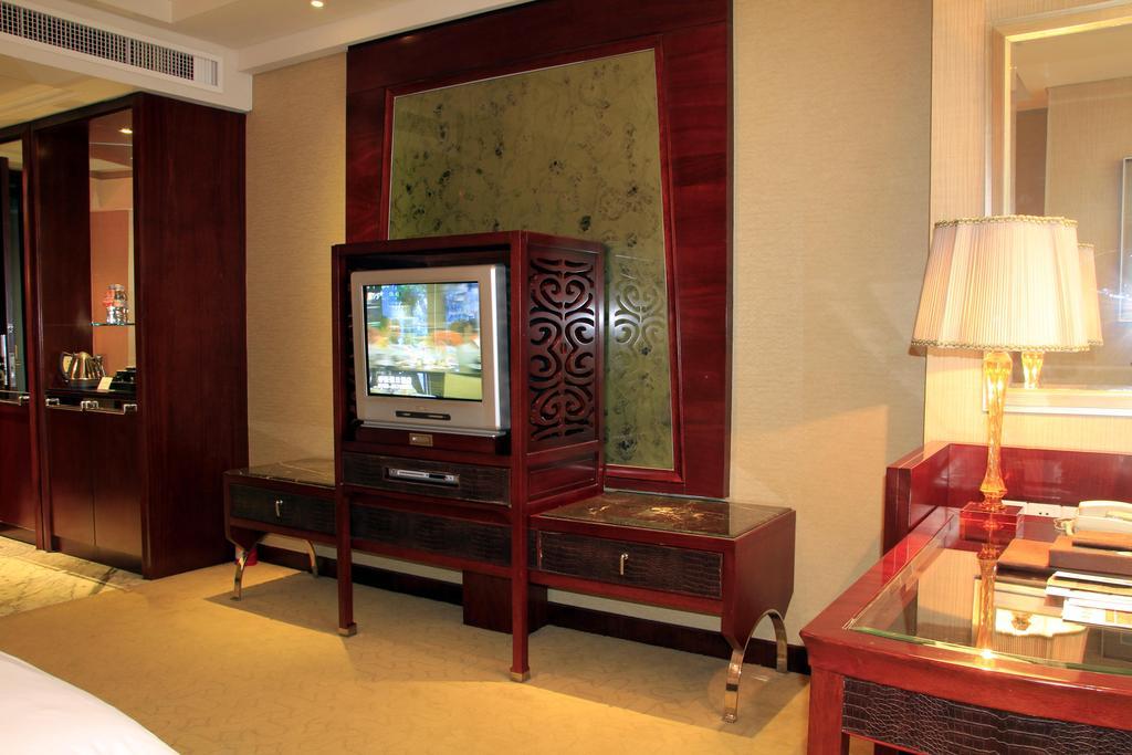 Grand Oriental Hotel Dongguan (Guangdong) Exterior foto